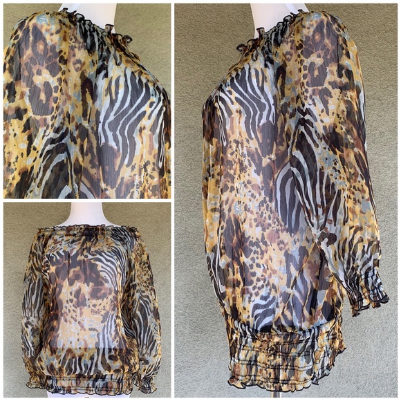 🔥5/$20🔥 Animal Print Chiffon Blouse - Picture 2 of 8